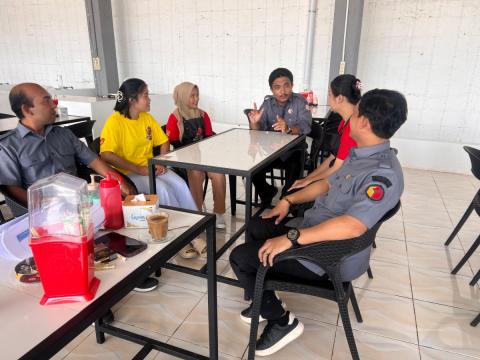 Foto diskusi dengan masyarakat