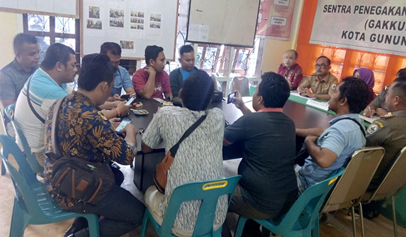 Foto Rapat Mitra Kerja Bawaslu Kota Gunungsitoli